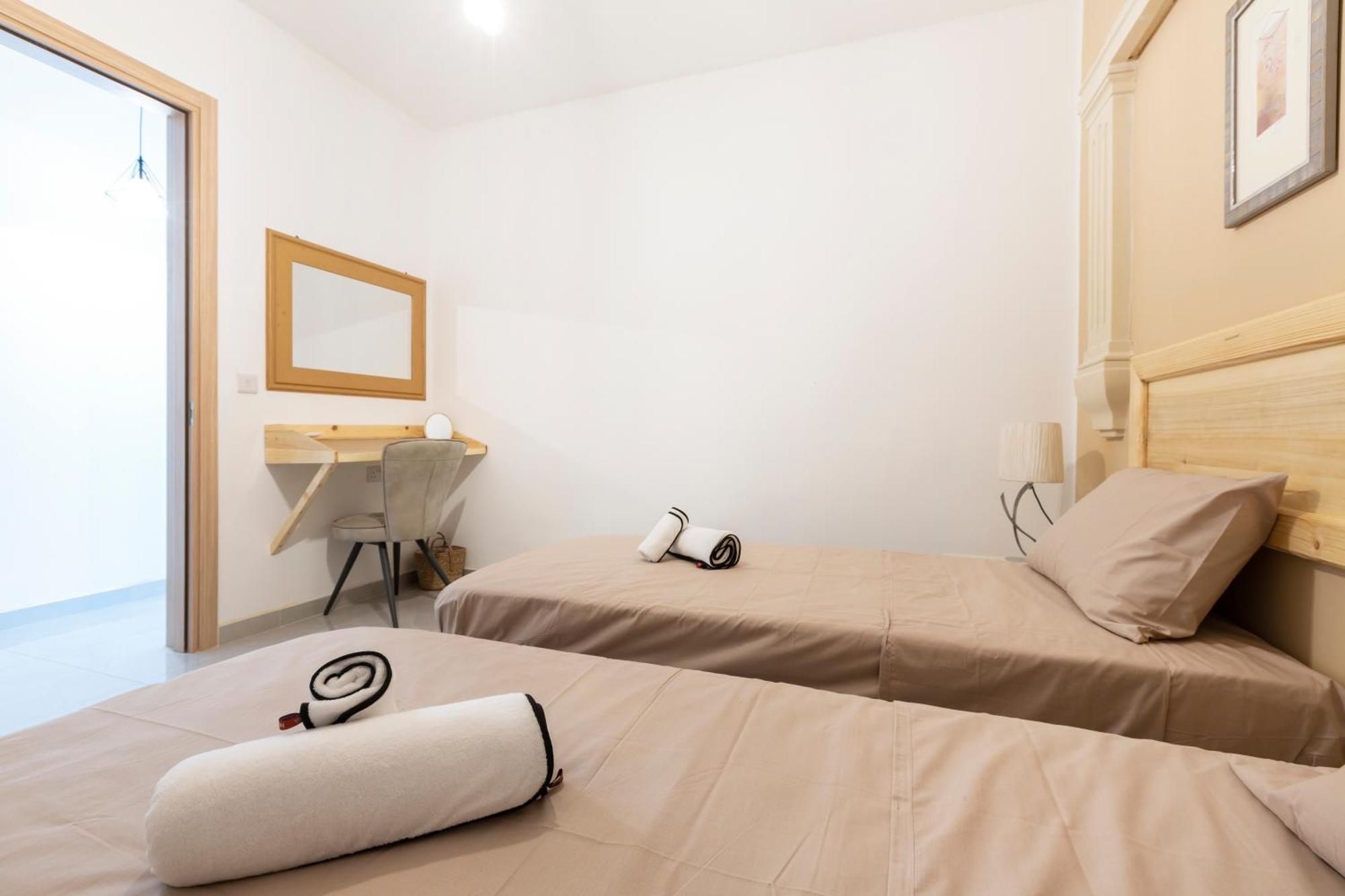 Appartamento Mag2 - One Of A Kind 3 Bed Rabat Esterno foto